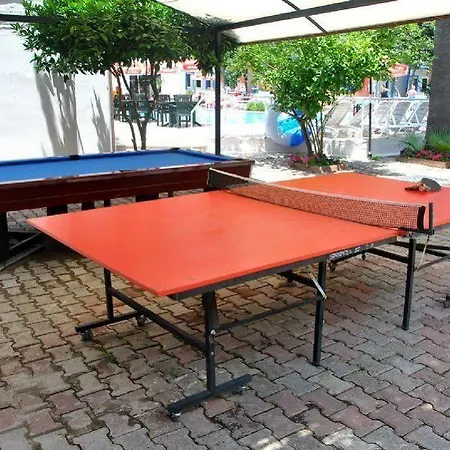 מלון Akdeniz