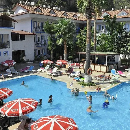 Akdeniz Отель 3*