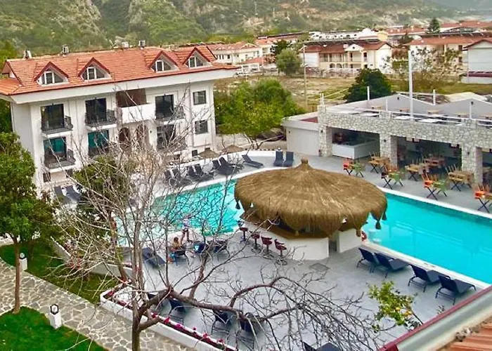 ホテル Akdeniz