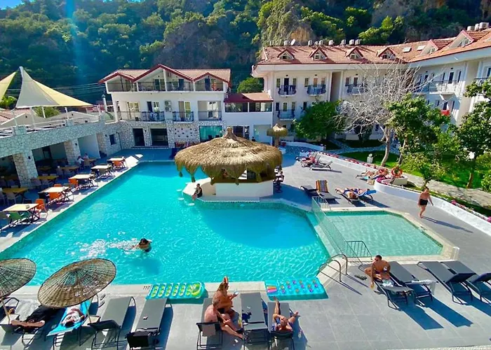 Akdeniz ホテル オルデニズ