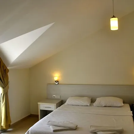 Akdeniz Otel