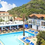 Akdeniz Hotel 3*