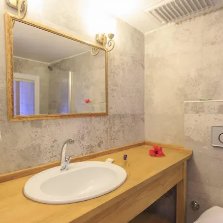 Akdeniz 厄吕代尼兹