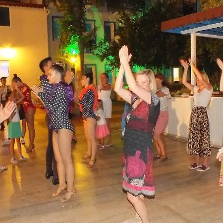 Akdeniz ホテル