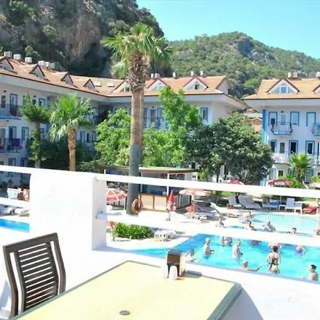 Akdeniz 3* Oludeniz